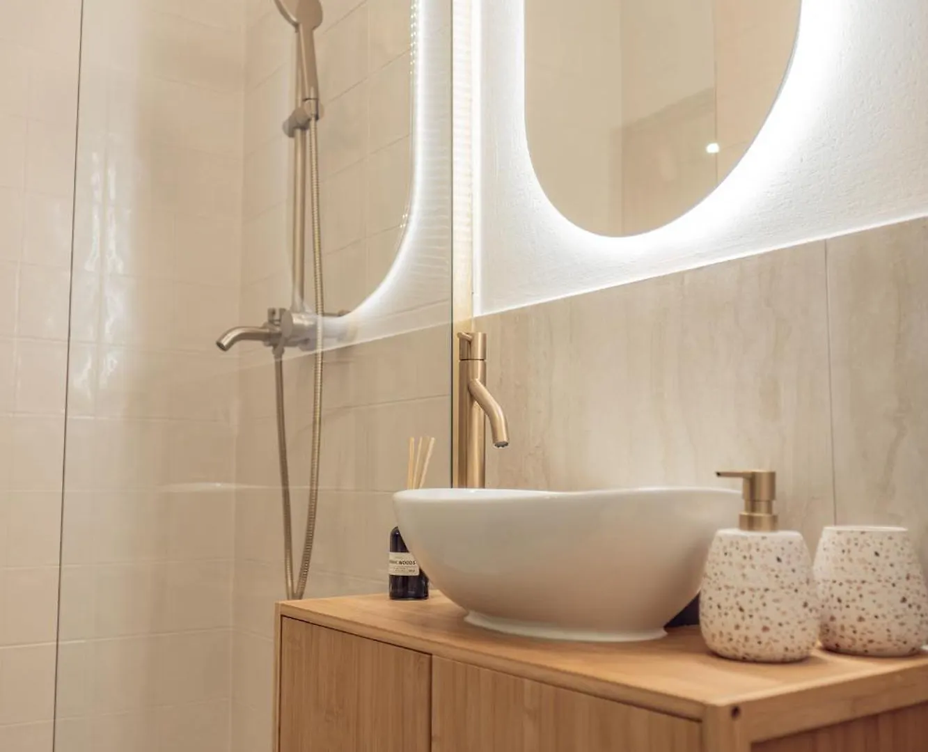 Apartman Ollies Saunia Pro 2 S Voucherem Na Snidani Apartment Ostrava Czech Republic